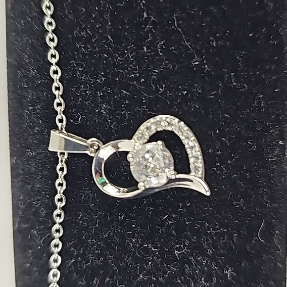 White Gold Plated Gem Heart Necklace - Picture 1 of 3
